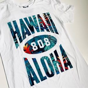 NEW UNIVIBE HAWAII 808 ALOHA s/s TEE MULTI-COLOR PALM FRONG NWT MACYS SIZE SMALL